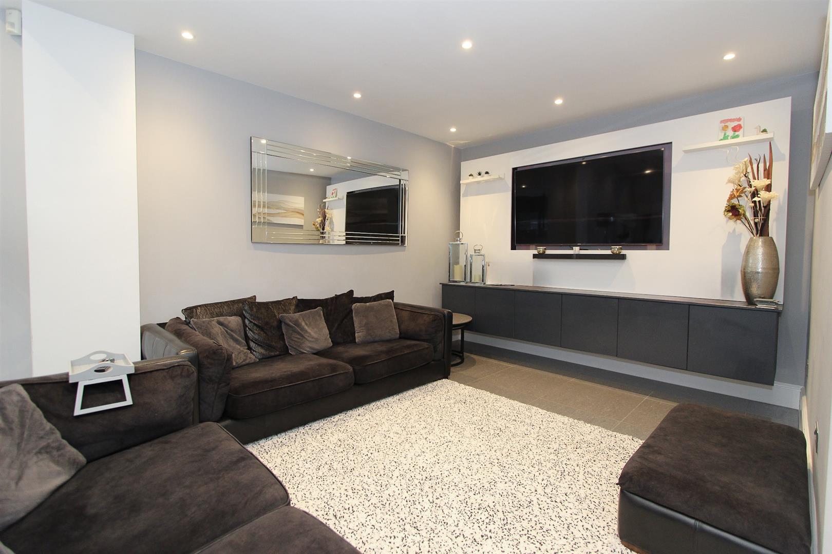 Demesne Road, Wallington